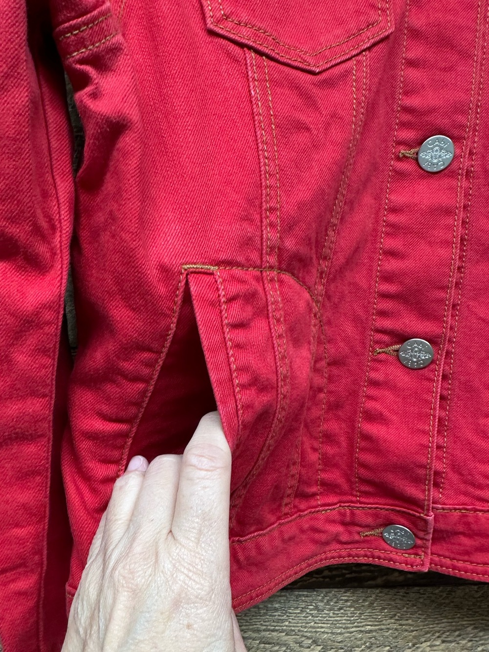 Cabi red denim jacket Size Large - Picture 5 of 8